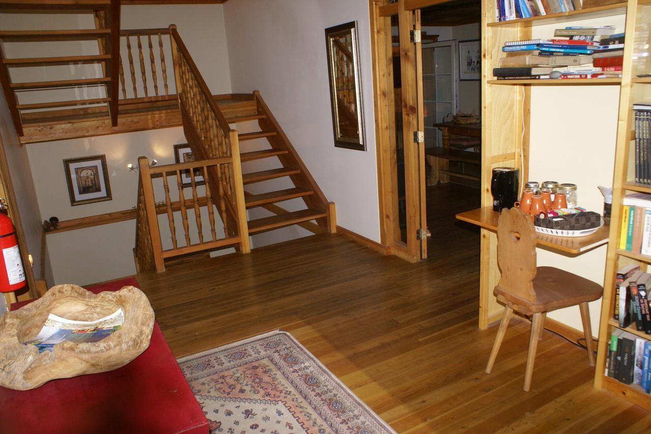 Alpenglow Bed And Breakfast Kimberley Exterior photo